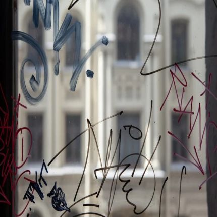 Avery AG Clear ix Anti-Graffiti Safety Window Film